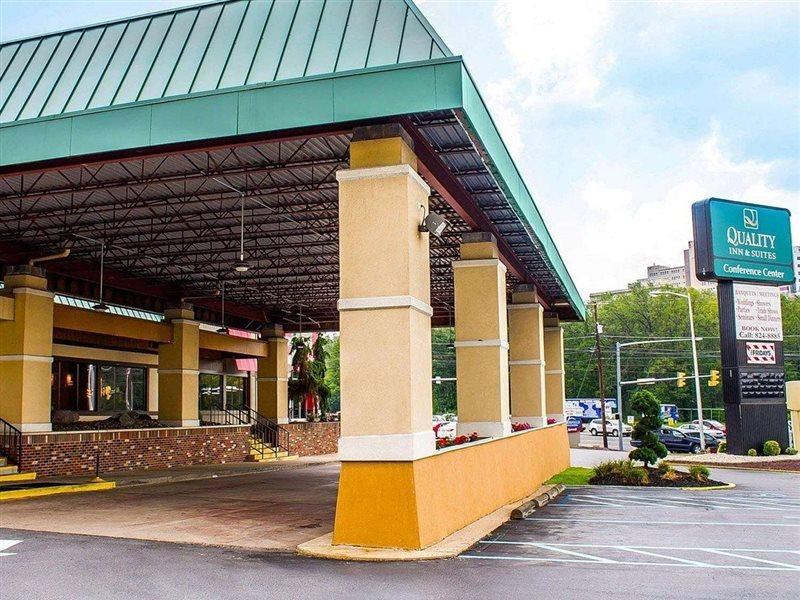 Wilkes-Barre Inn & Suites Exterior photo
